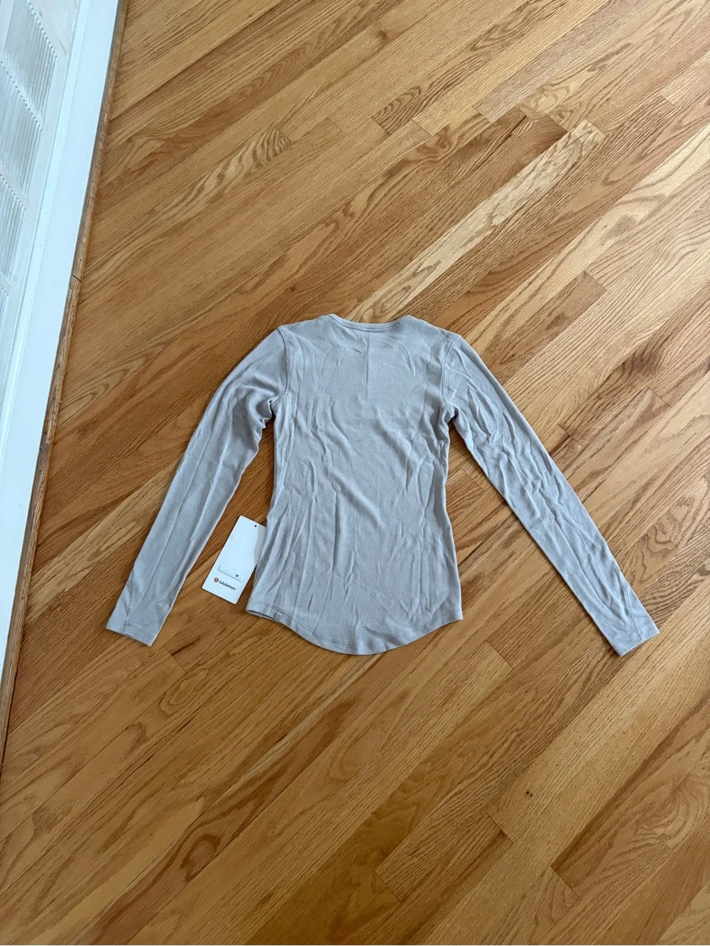 Lululemon hold tight long sleeve size 2